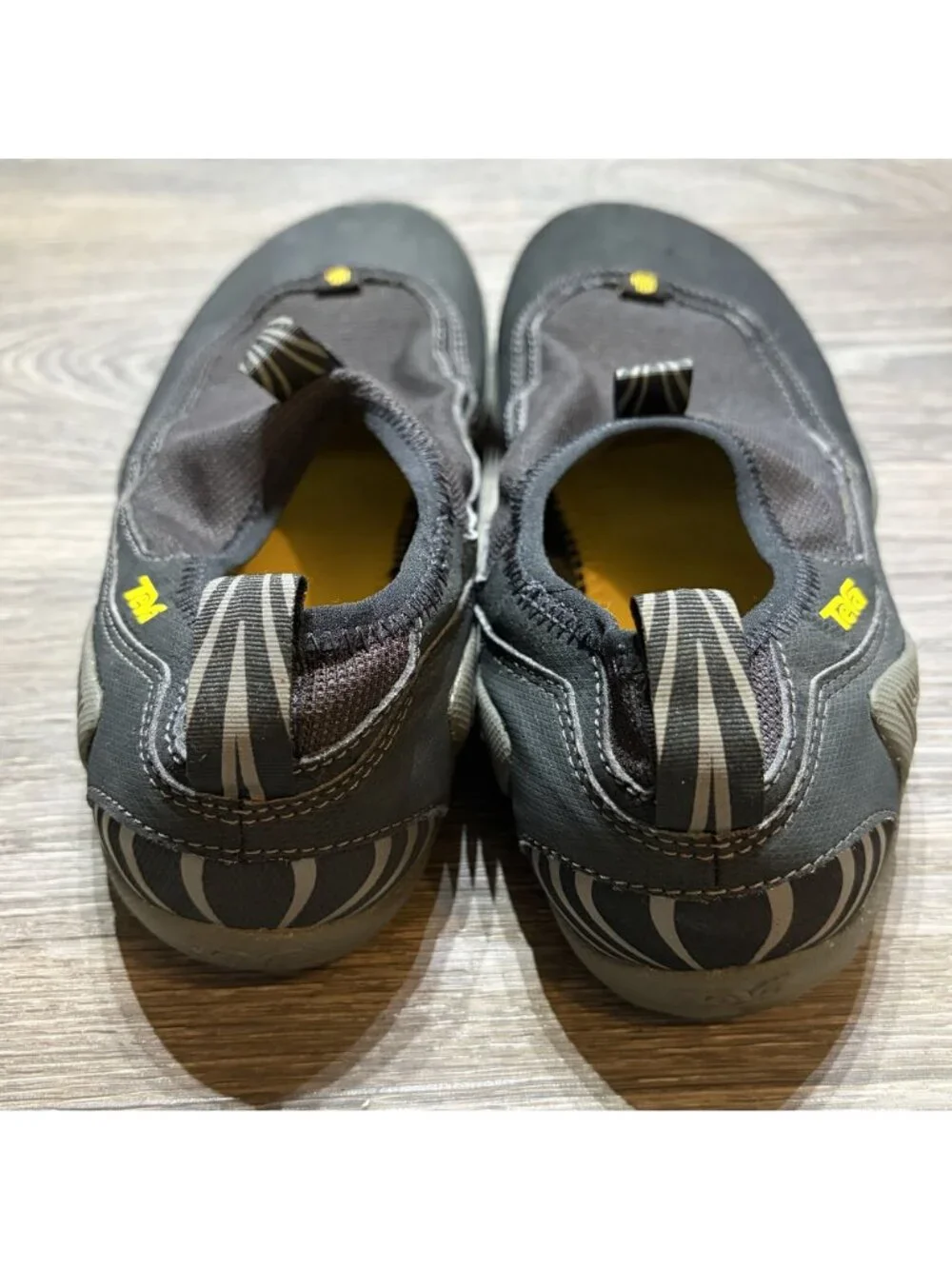 Teva Nilch Mens 11 Hybrid Water Shoes Black Lightweight Quick Dry Mesh Slip On
